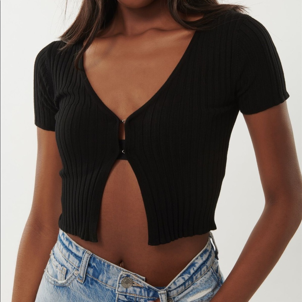 Garage black top